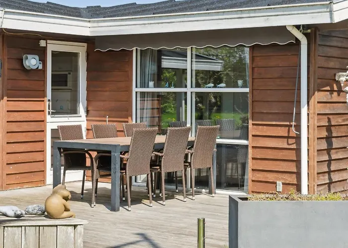 Bjarke - 200m From The Sea By Interhome Vakantiehuis *